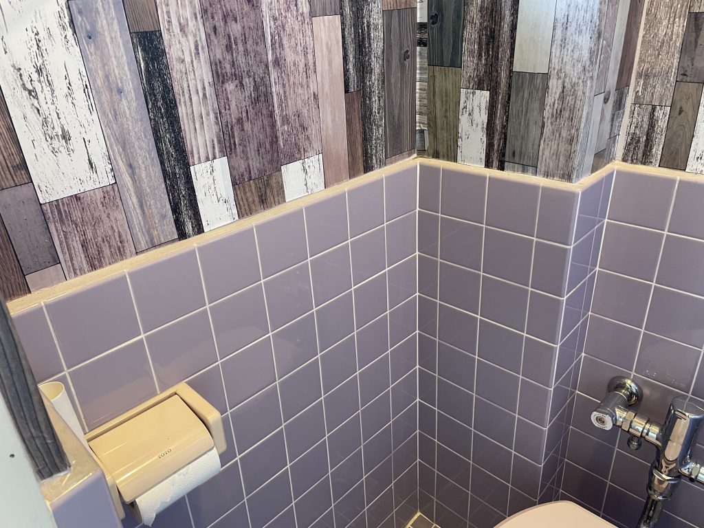 トイレに手摺取り付け